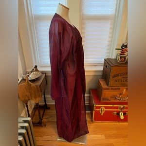 Han Fang Oversized 100% silk Maroon Robe